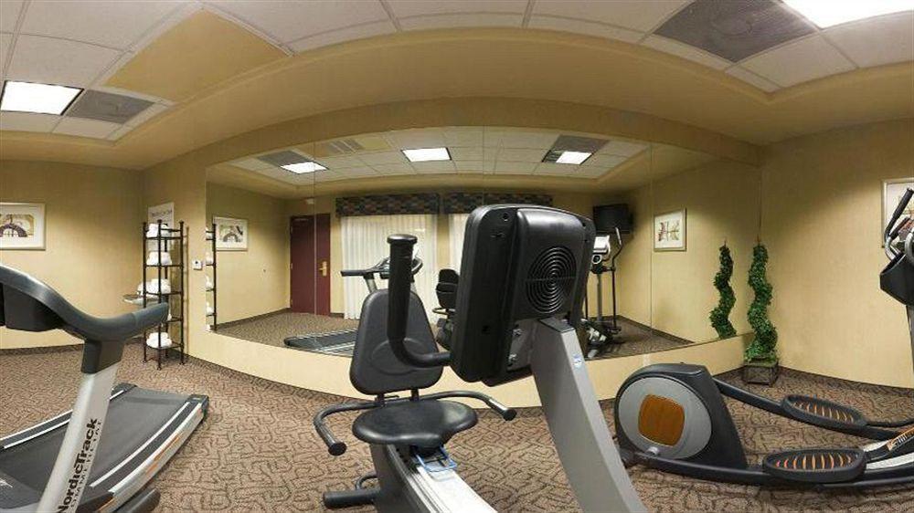Holiday Inn Express & Suites Dinuba West By Ihg Экстерьер фото