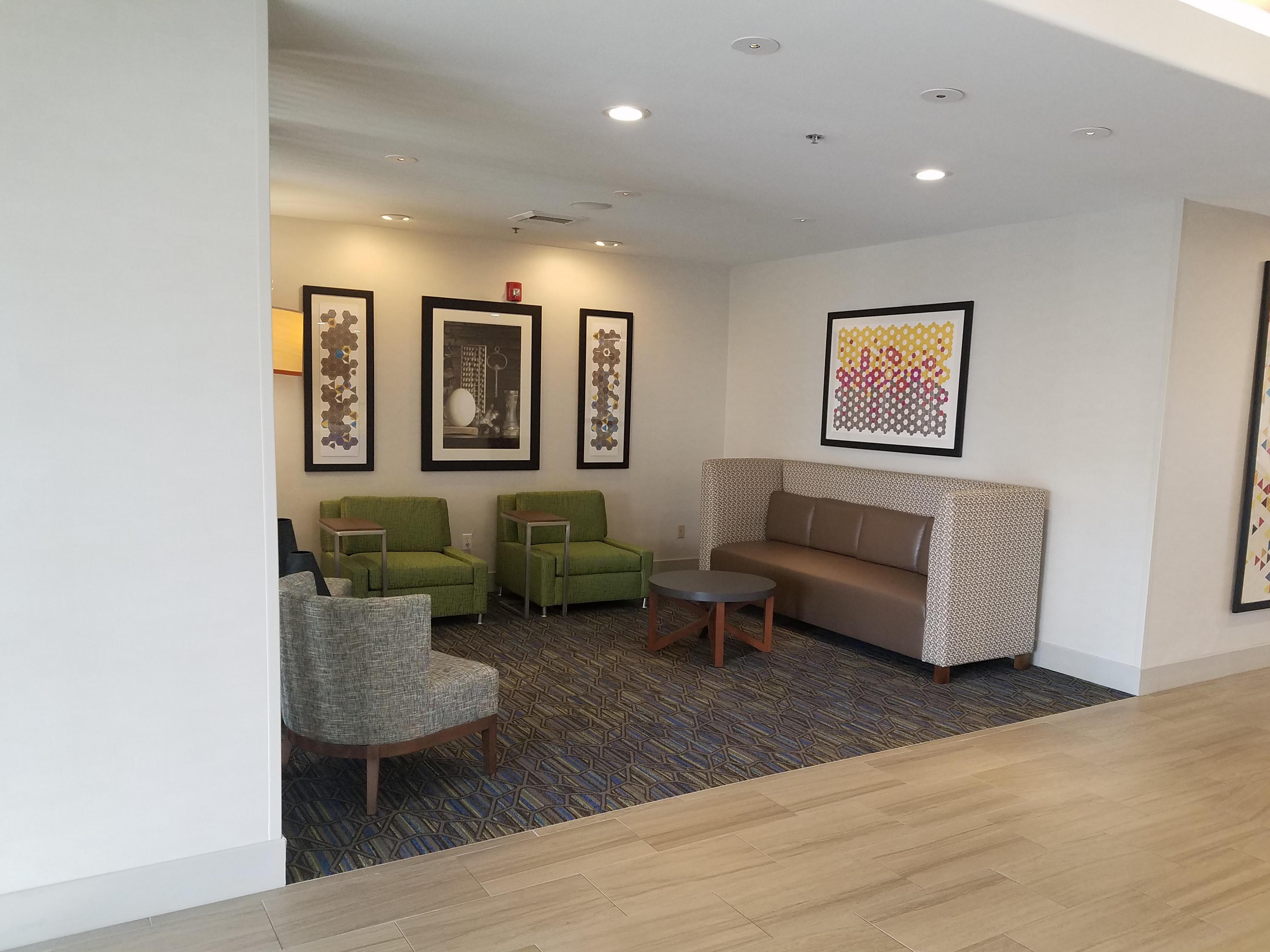 Holiday Inn Express & Suites Dinuba West By Ihg Экстерьер фото