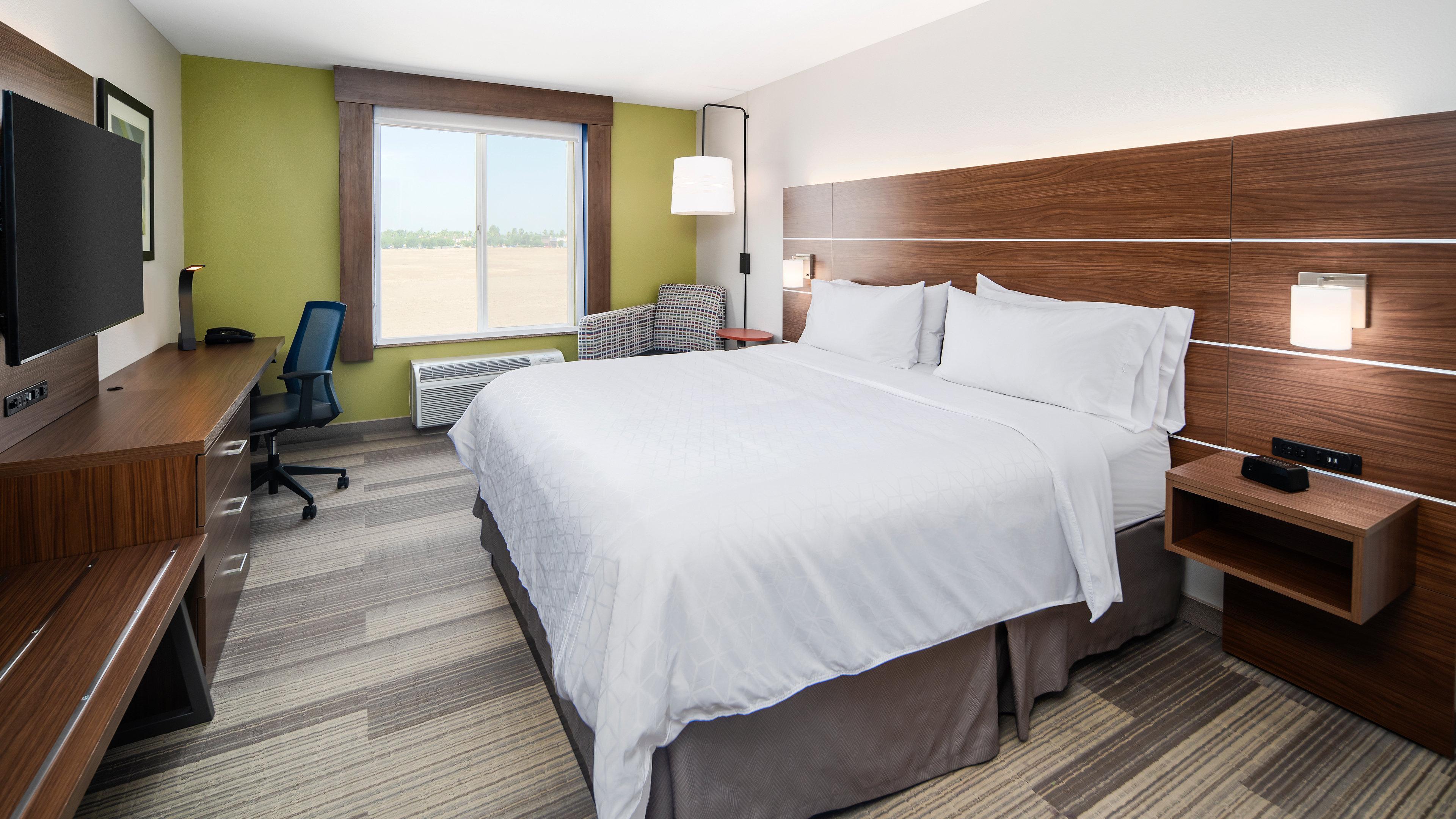 Holiday Inn Express & Suites Dinuba West By Ihg Экстерьер фото