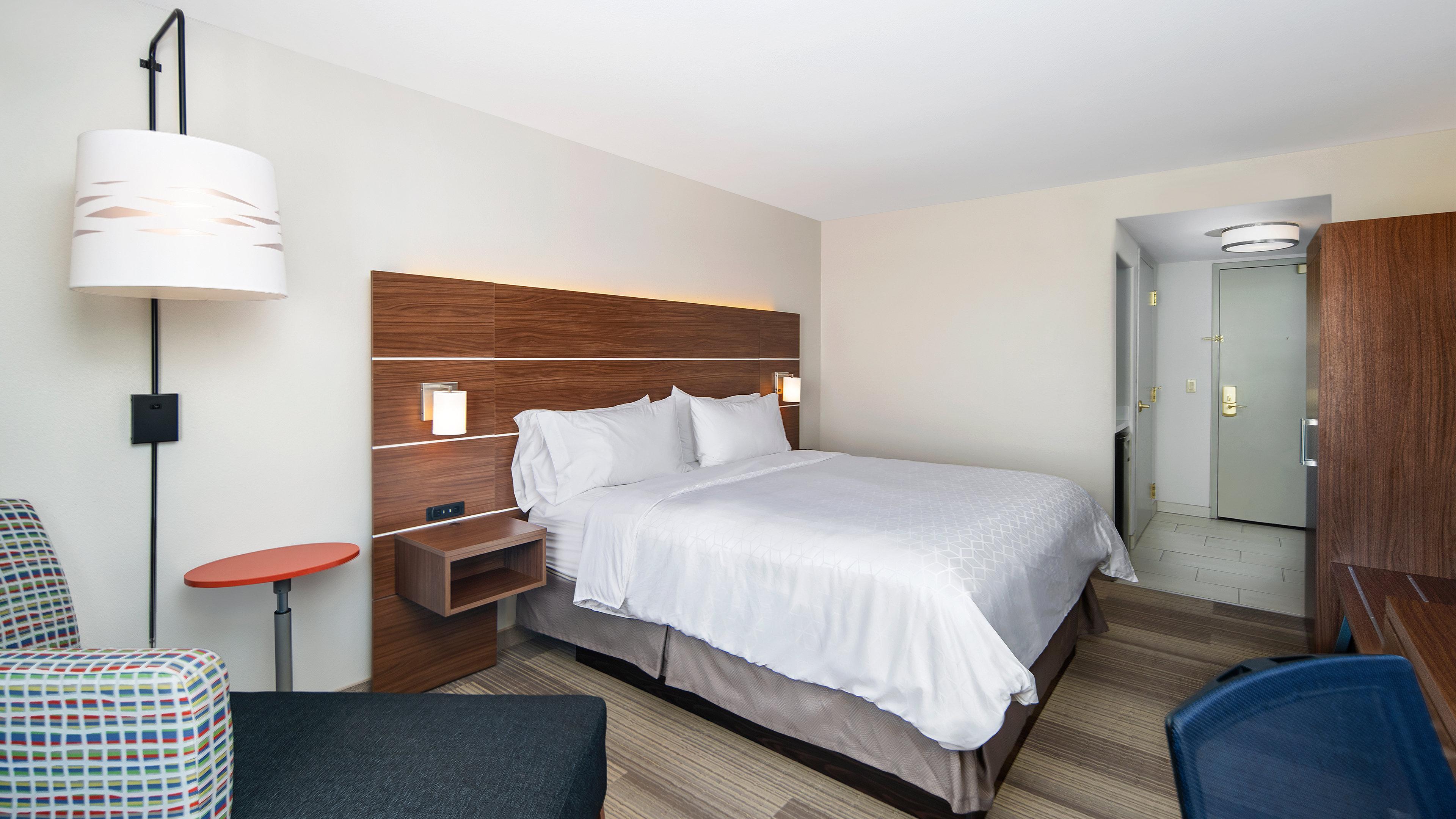 Holiday Inn Express & Suites Dinuba West By Ihg Экстерьер фото