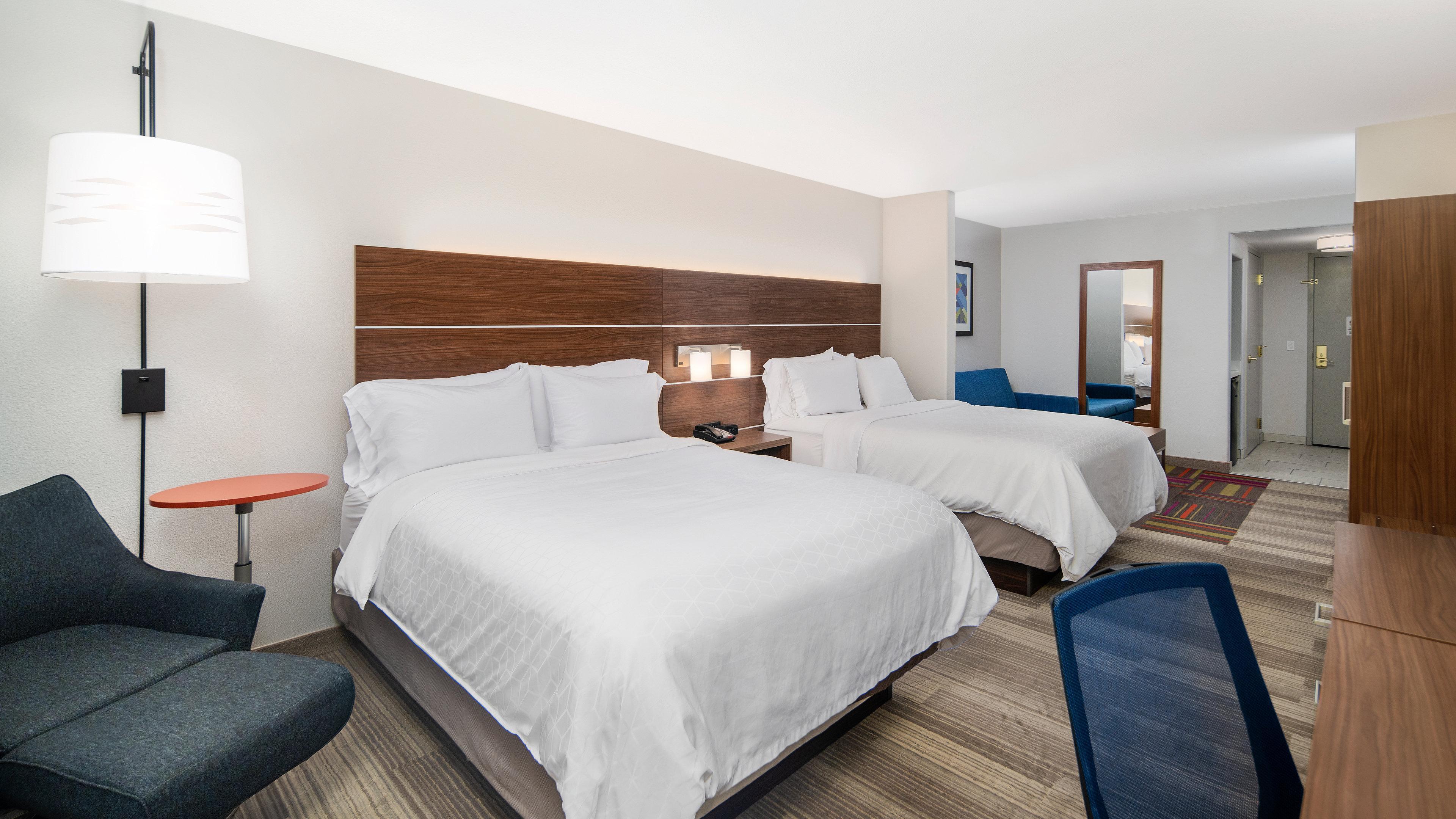 Holiday Inn Express & Suites Dinuba West By Ihg Экстерьер фото